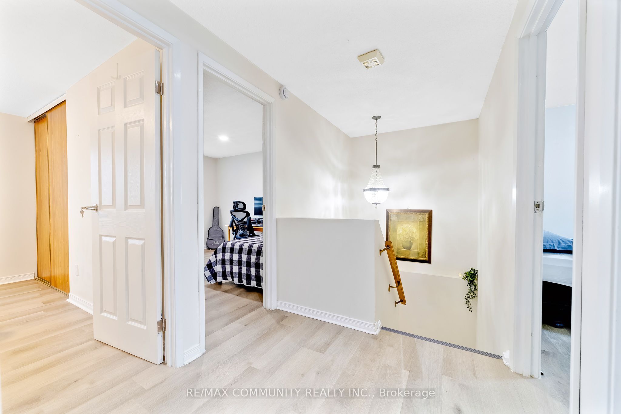 1055 Central Park Boulevard N 55 Property Photo 17