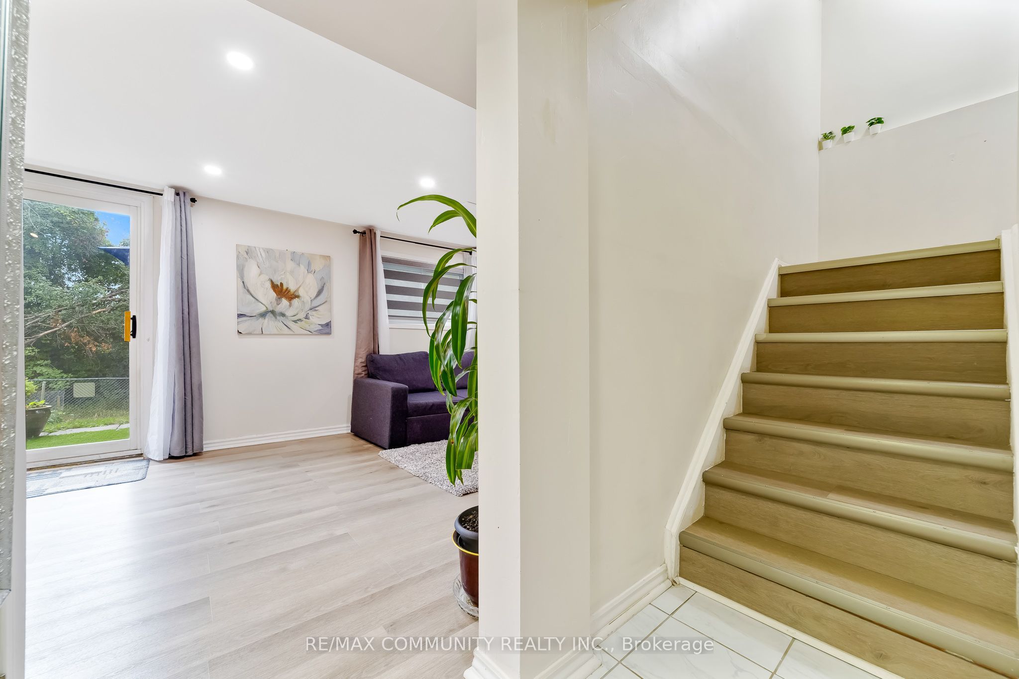 1055 Central Park Boulevard N 55 Property Photo 28