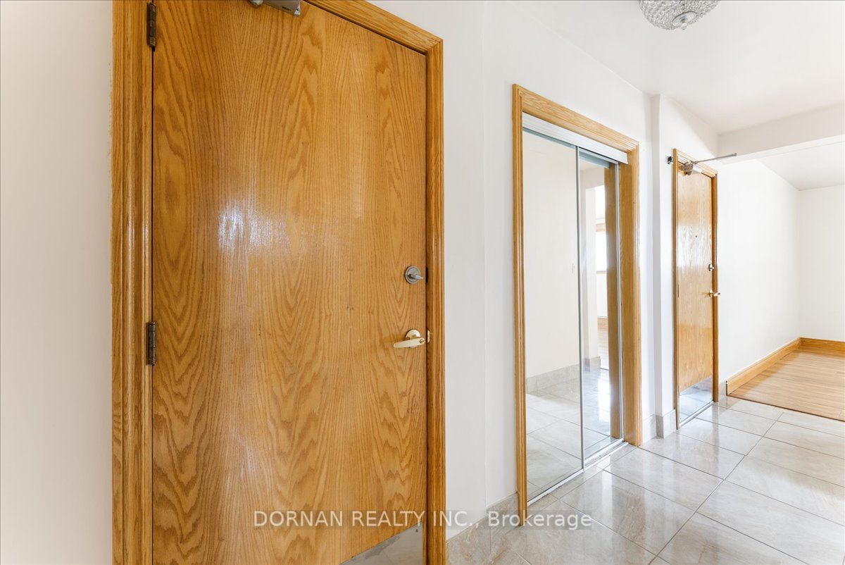 429 Austen Court 41 Property Photo 5