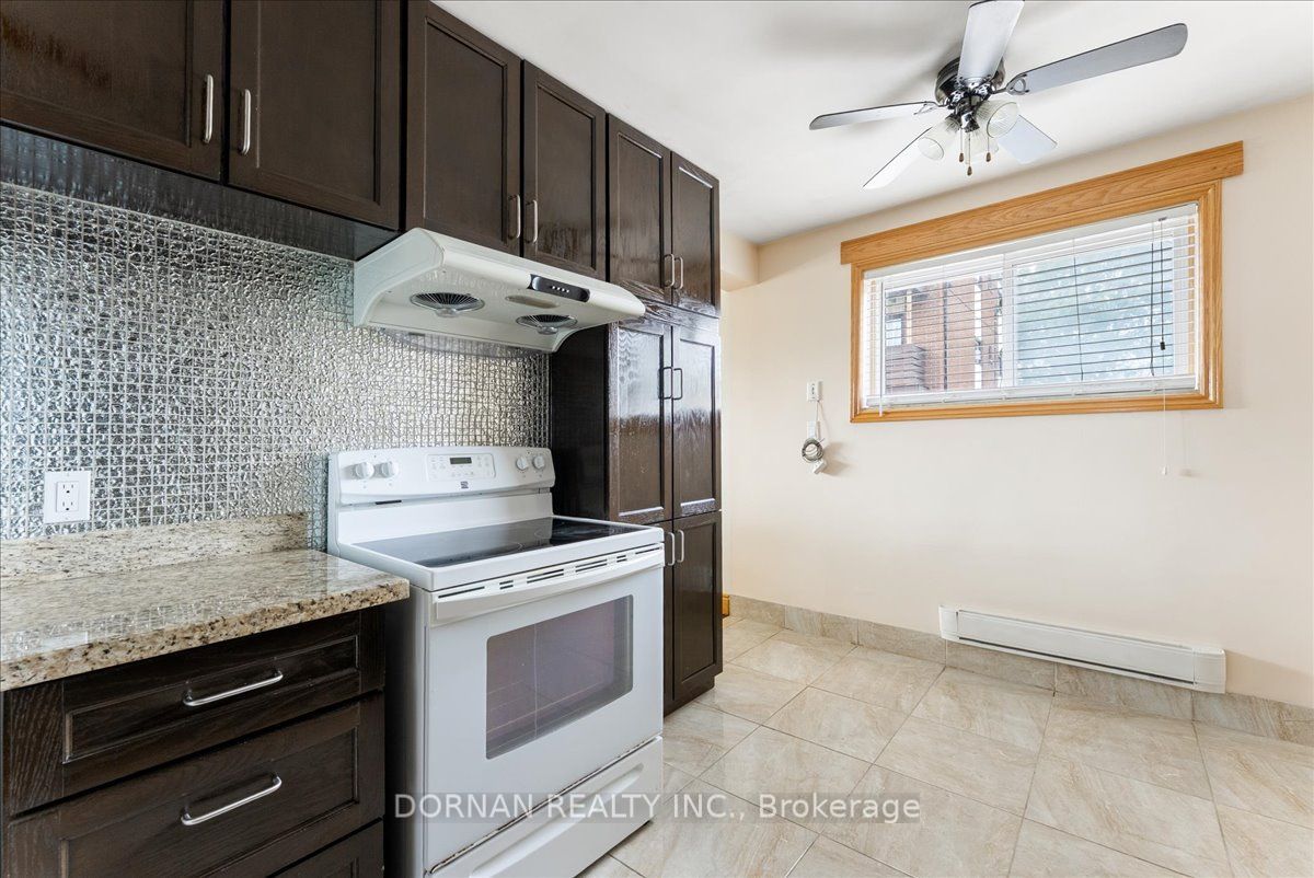429 Austen Court 41 Property Photo 7