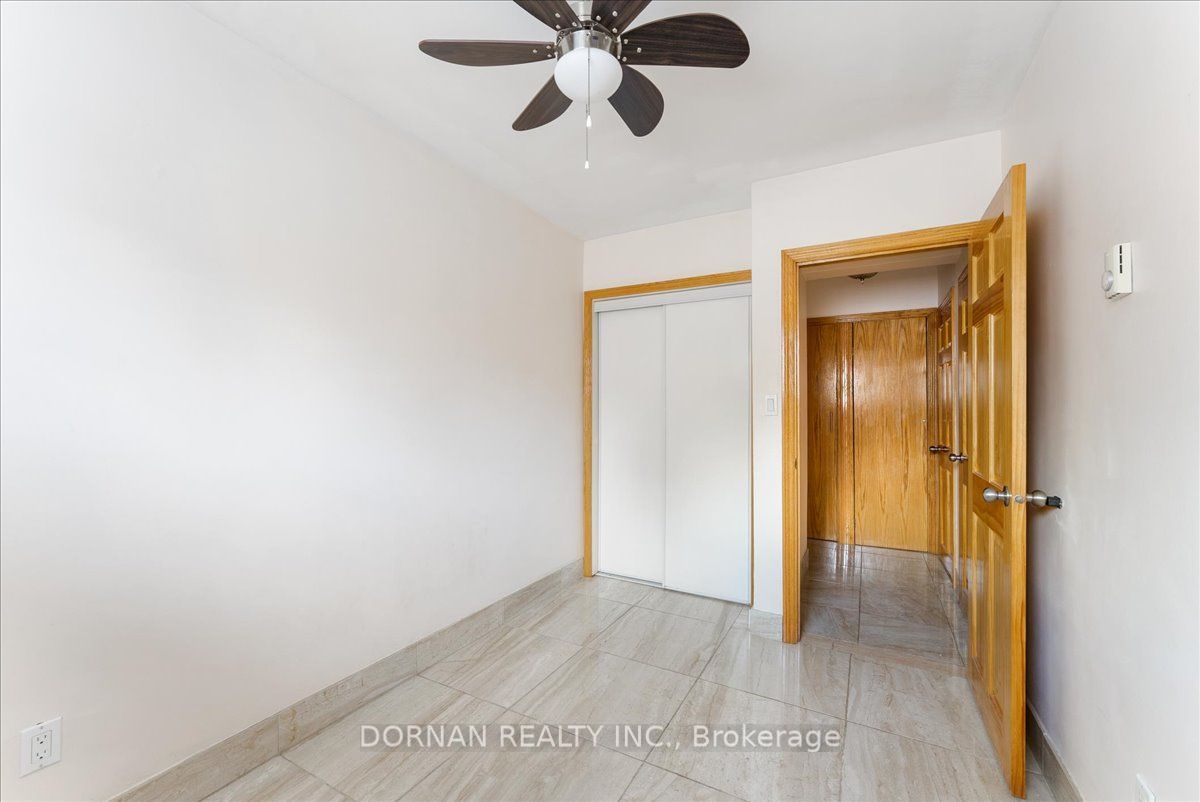 429 Austen Court 41 Property Photo 18