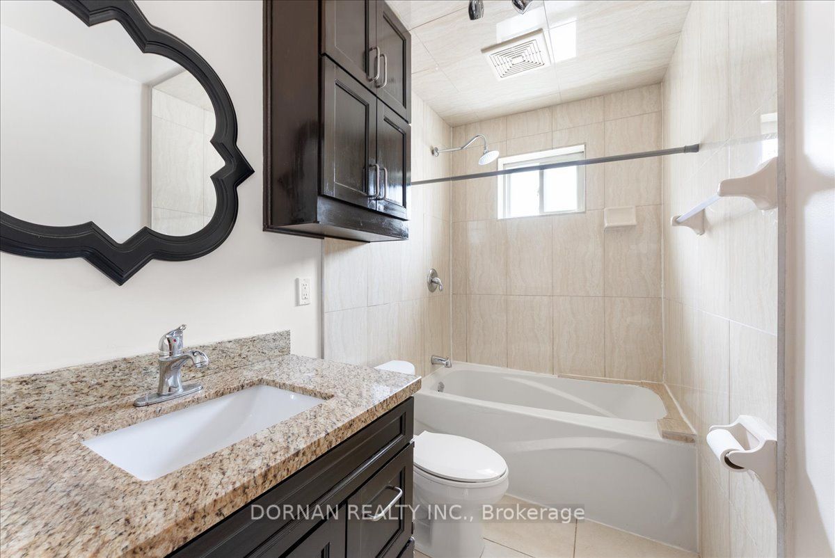429 Austen Court 41 Property Photo 23