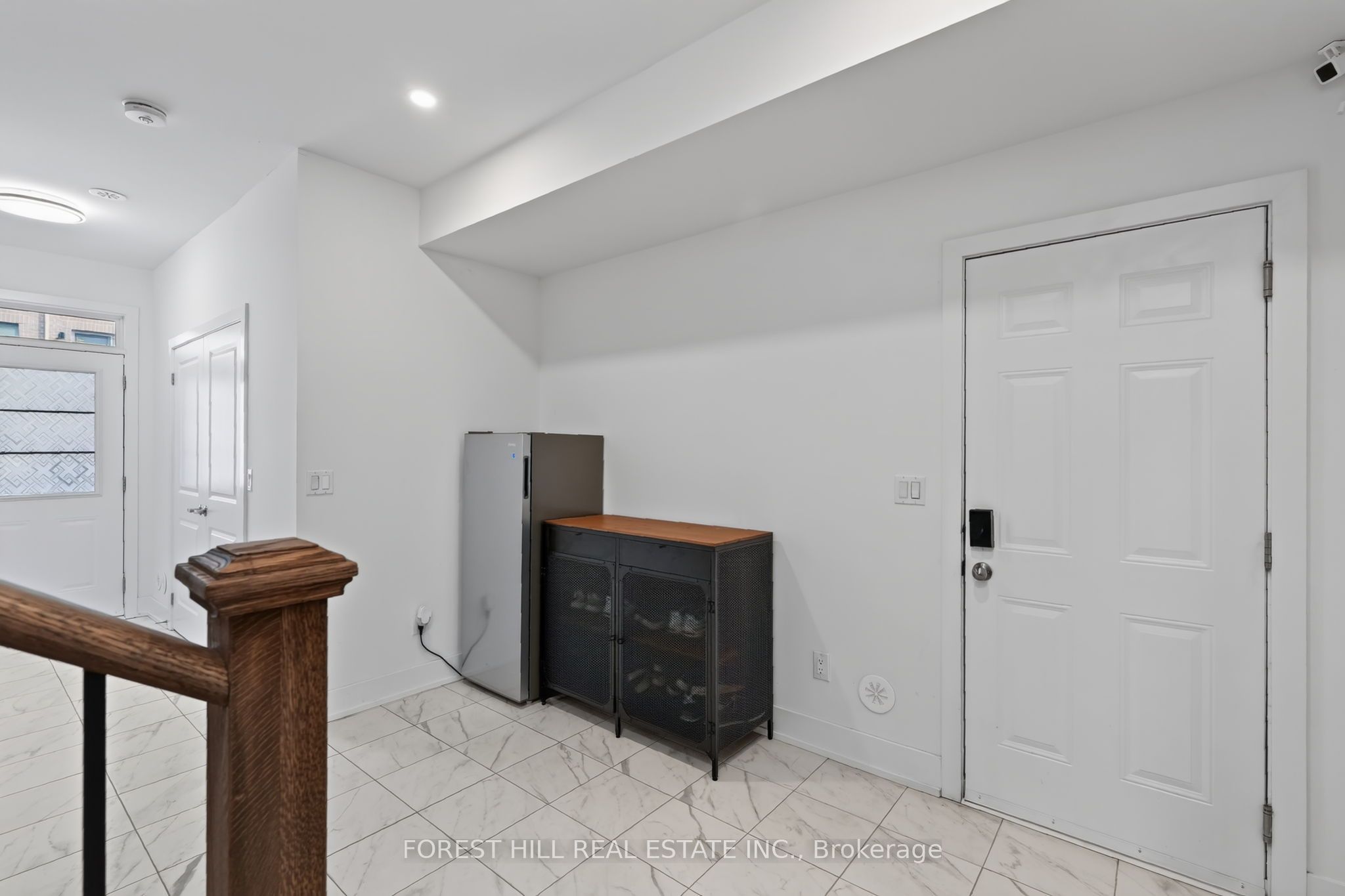 63 Waterside Way Property Photo 5