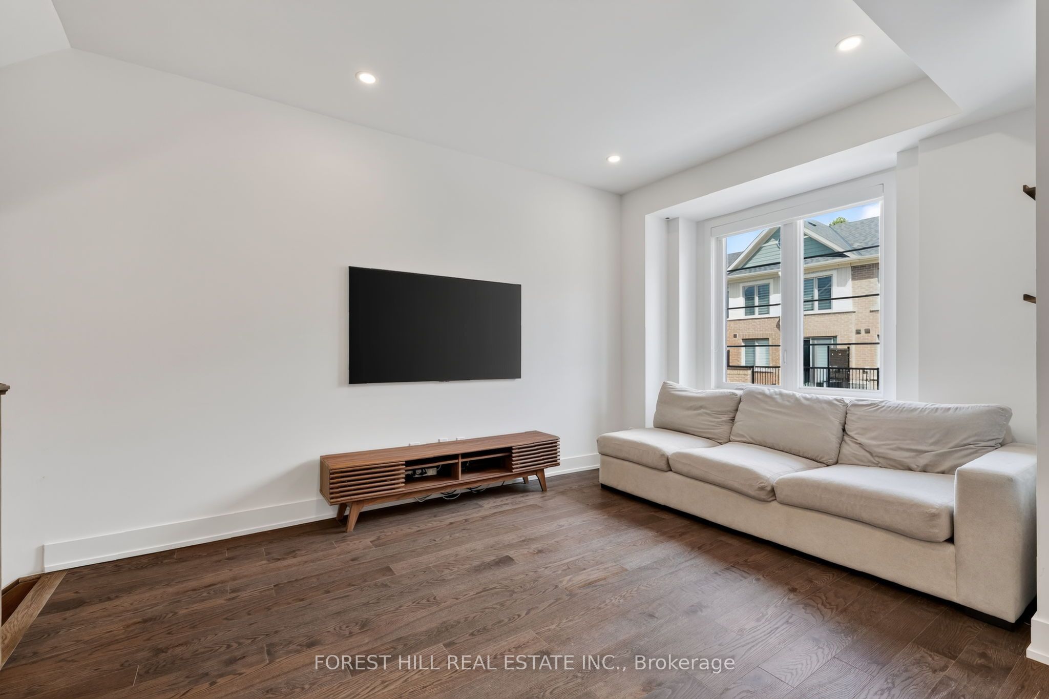 63 Waterside Way Property Photo 11
