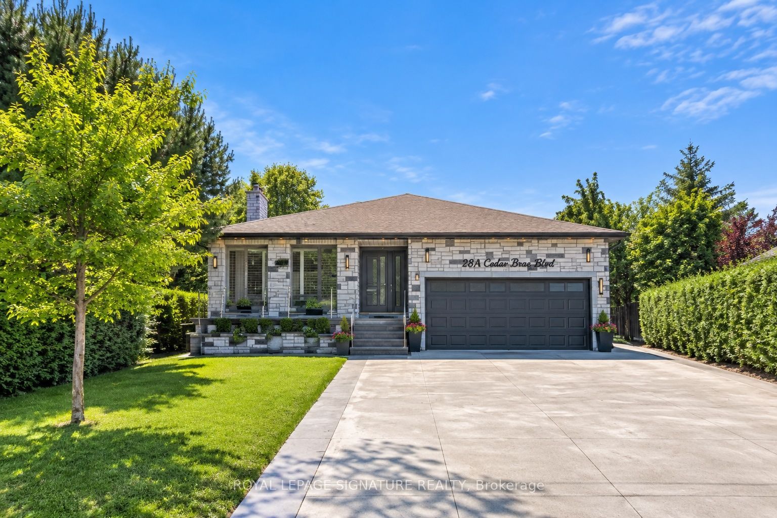 28a Cedar Brae Boulevard Bsmt Property Photo 1
