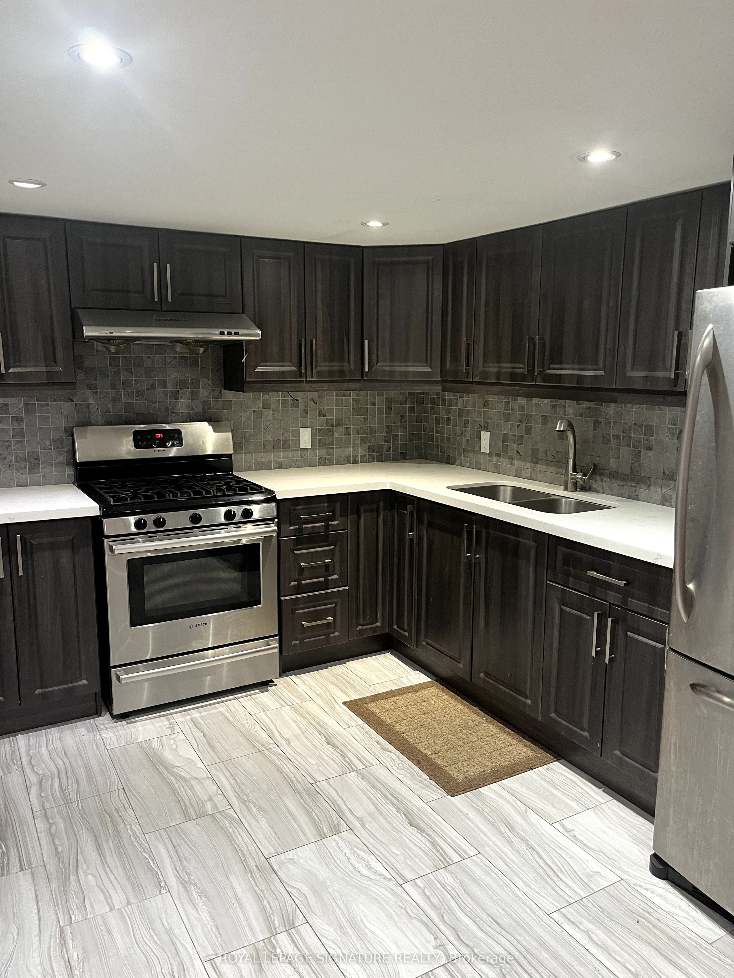 28a Cedar Brae Boulevard Bsmt Property Photo 3