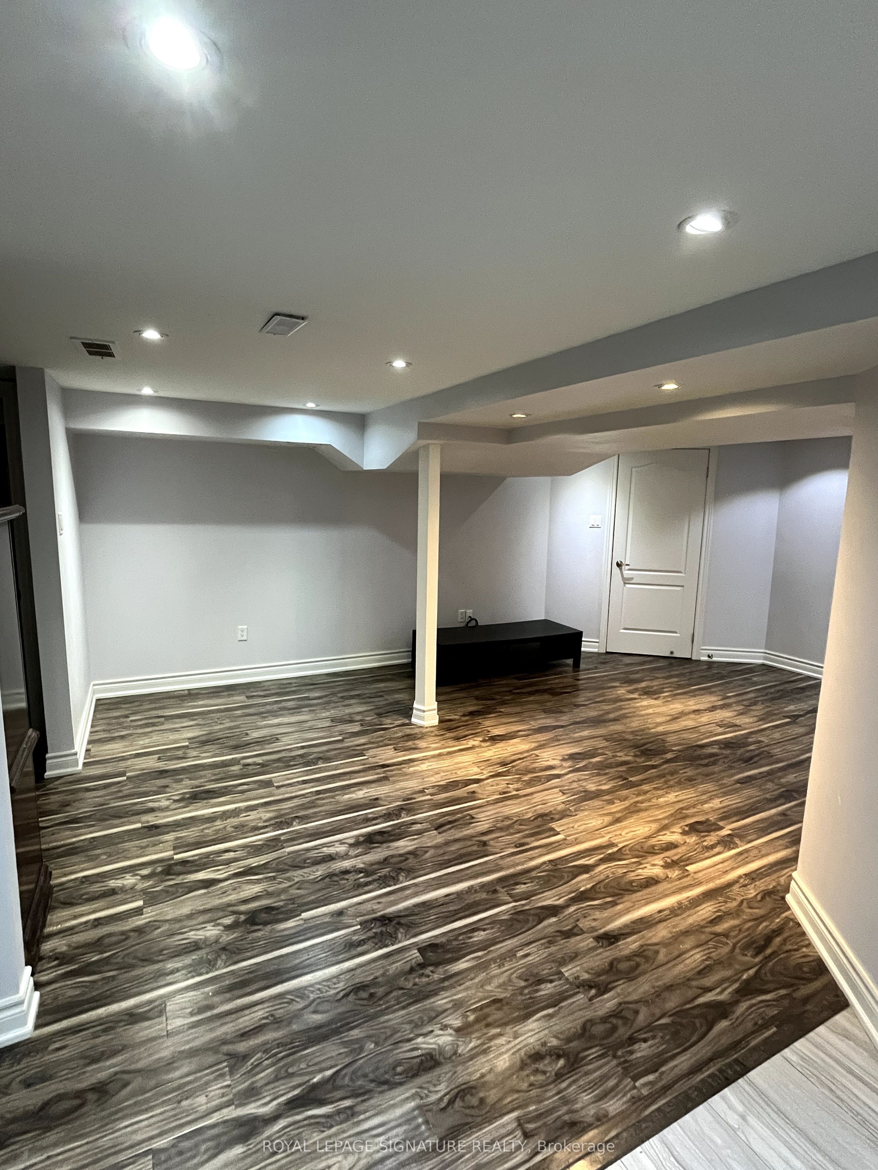 28a Cedar Brae Boulevard Bsmt Property Photo 4