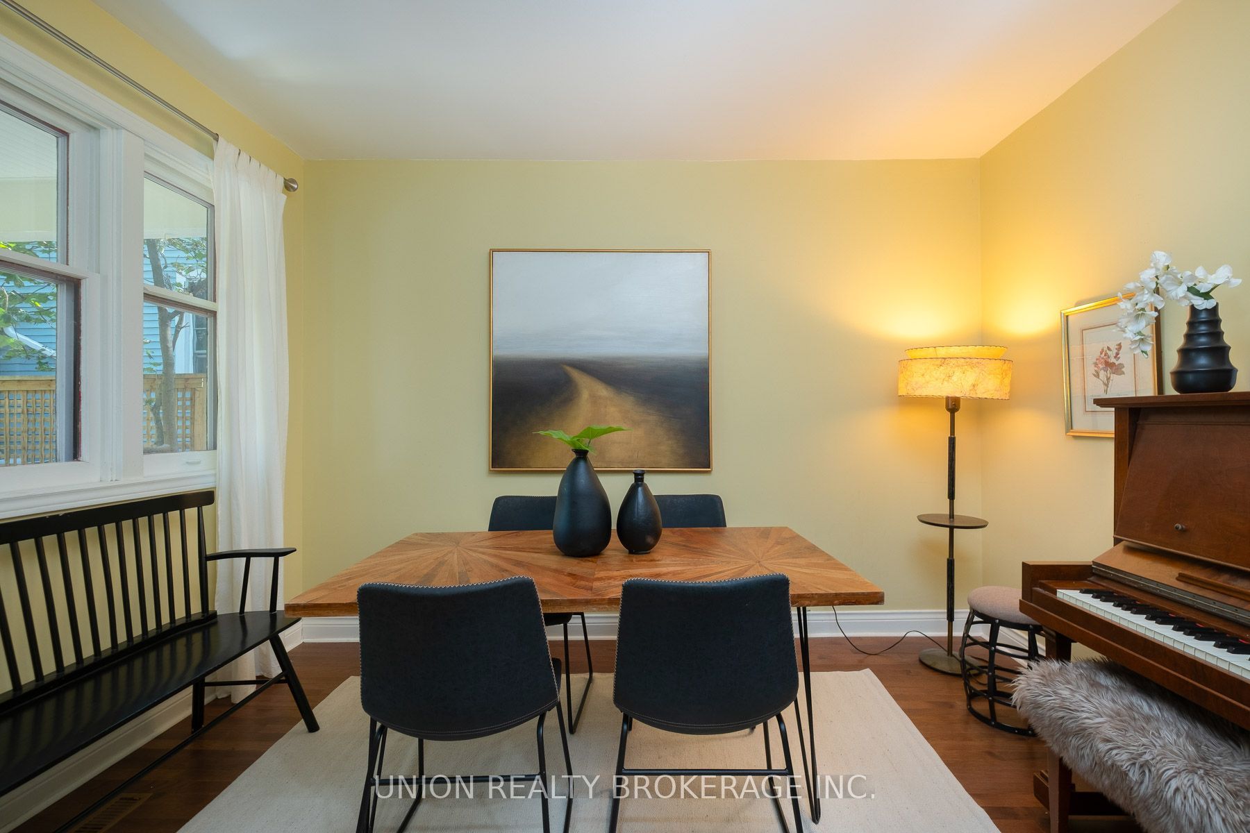 28 Victoria Park Avenue Property Photo 9