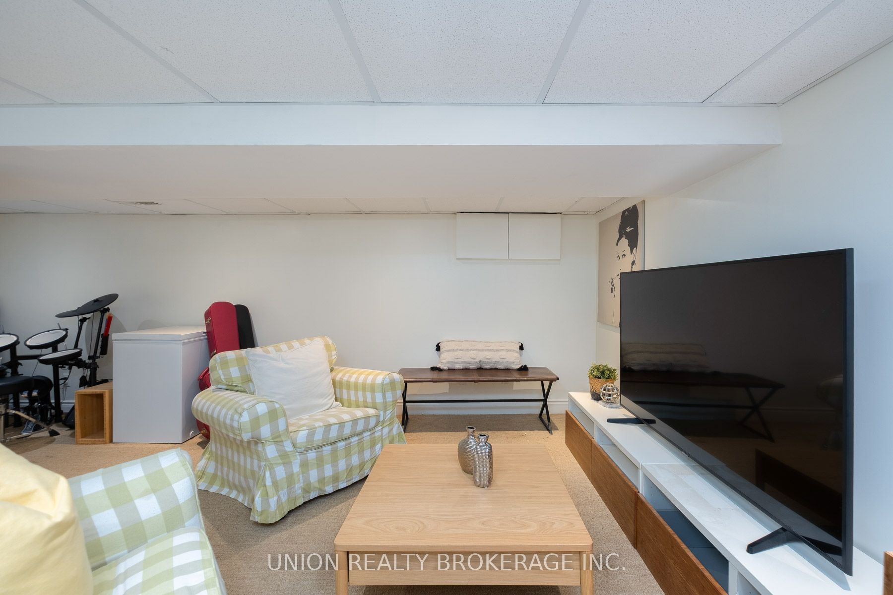 28 Victoria Park Avenue Property Photo 21