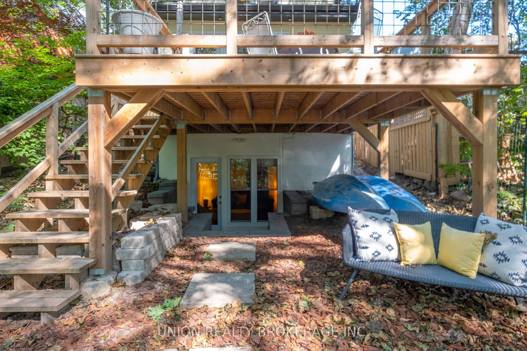 28 Victoria Park Avenue Property Photo 28