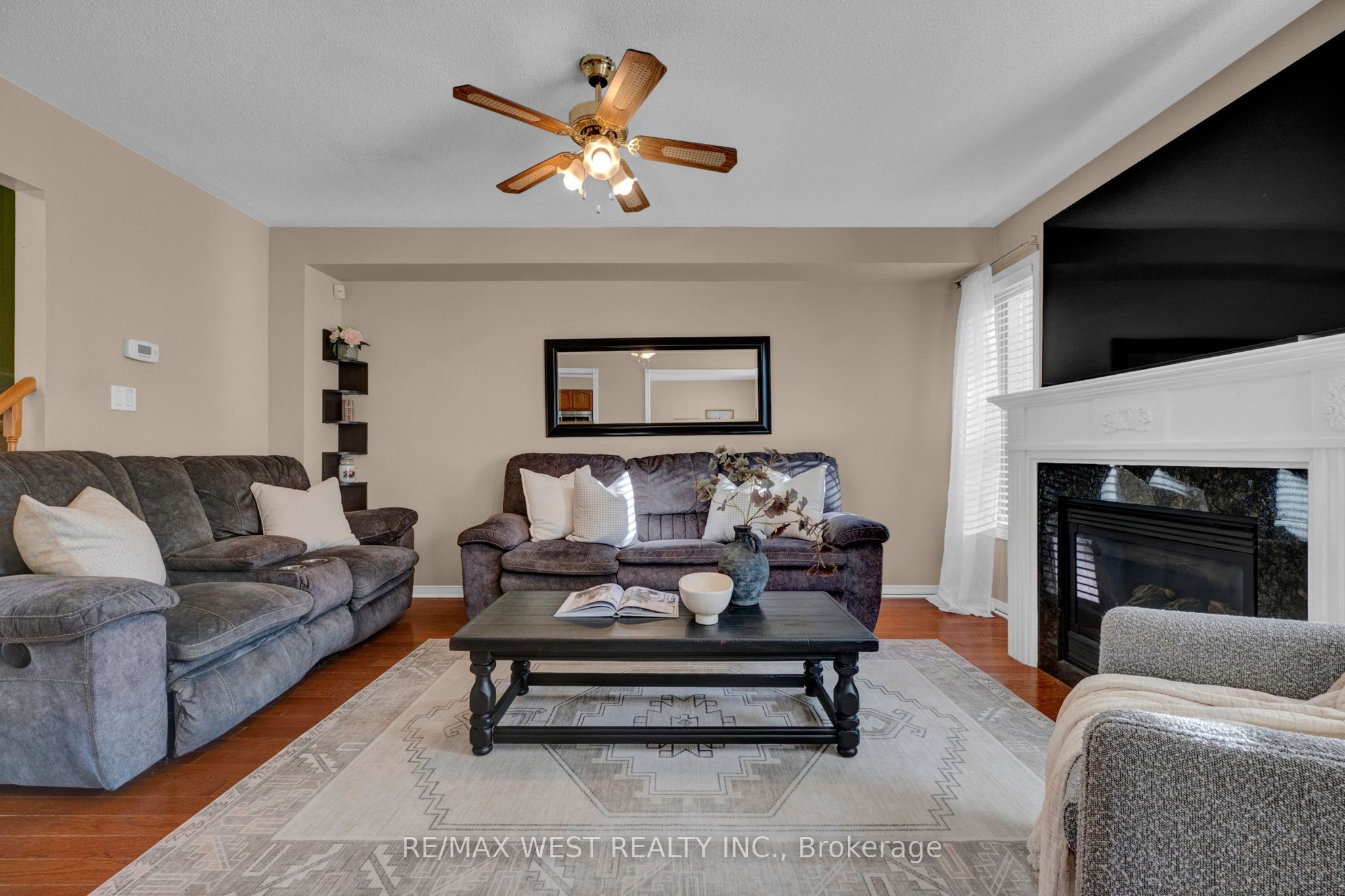 1210 Meath Drive Property Photo 6