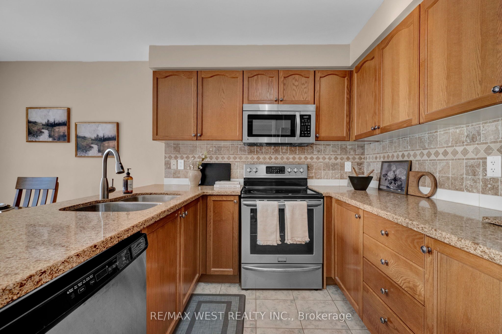 1210 Meath Drive Property Photo 11