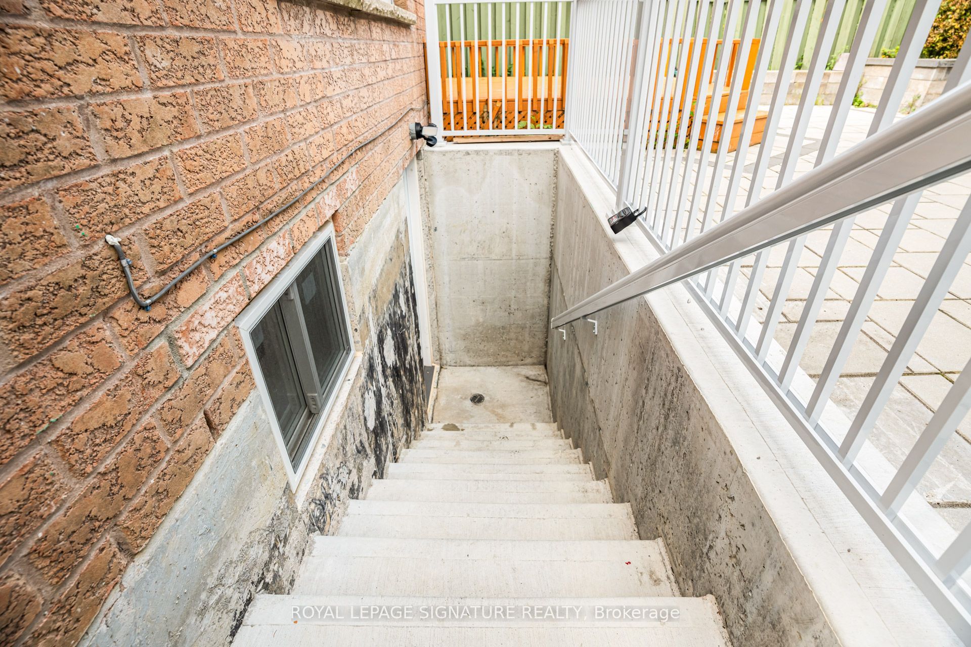 14 Portsmouth Drive Bsmt Property Photo 5