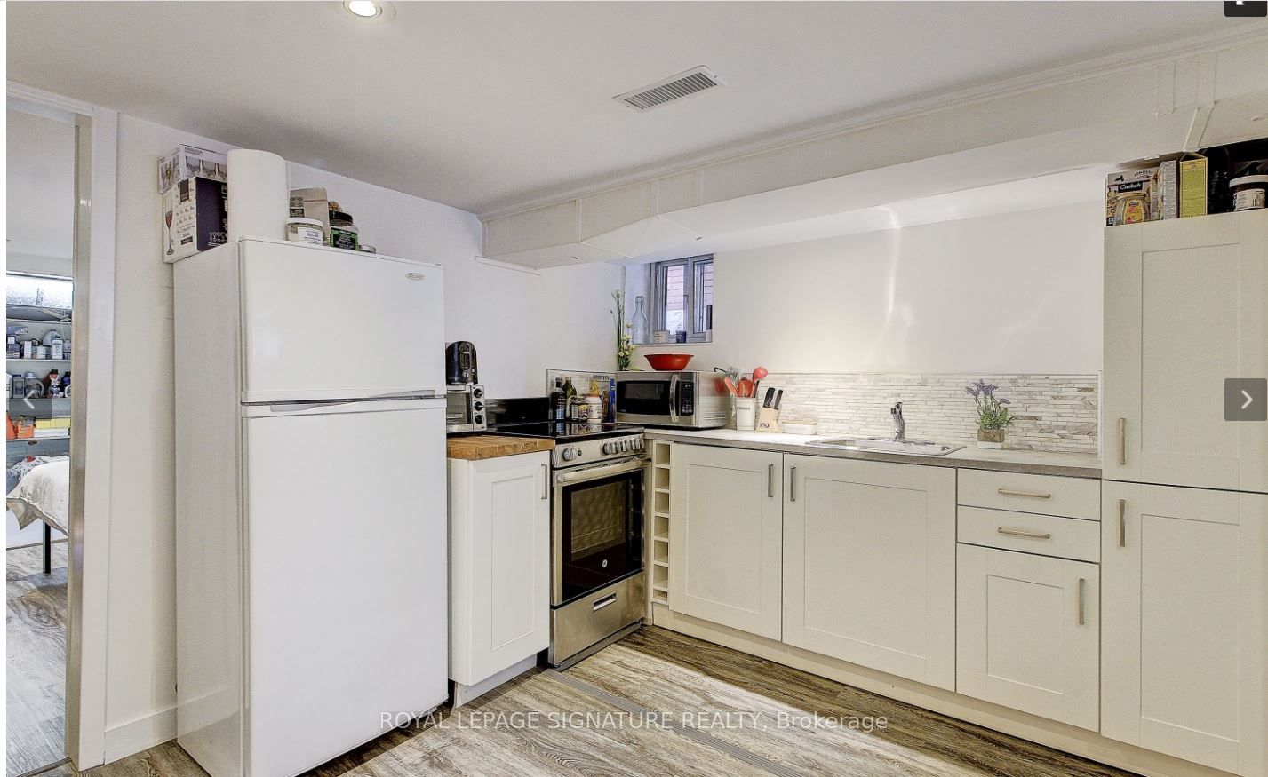 216 Milverton Boulevard Bsmt Property Photo 3
