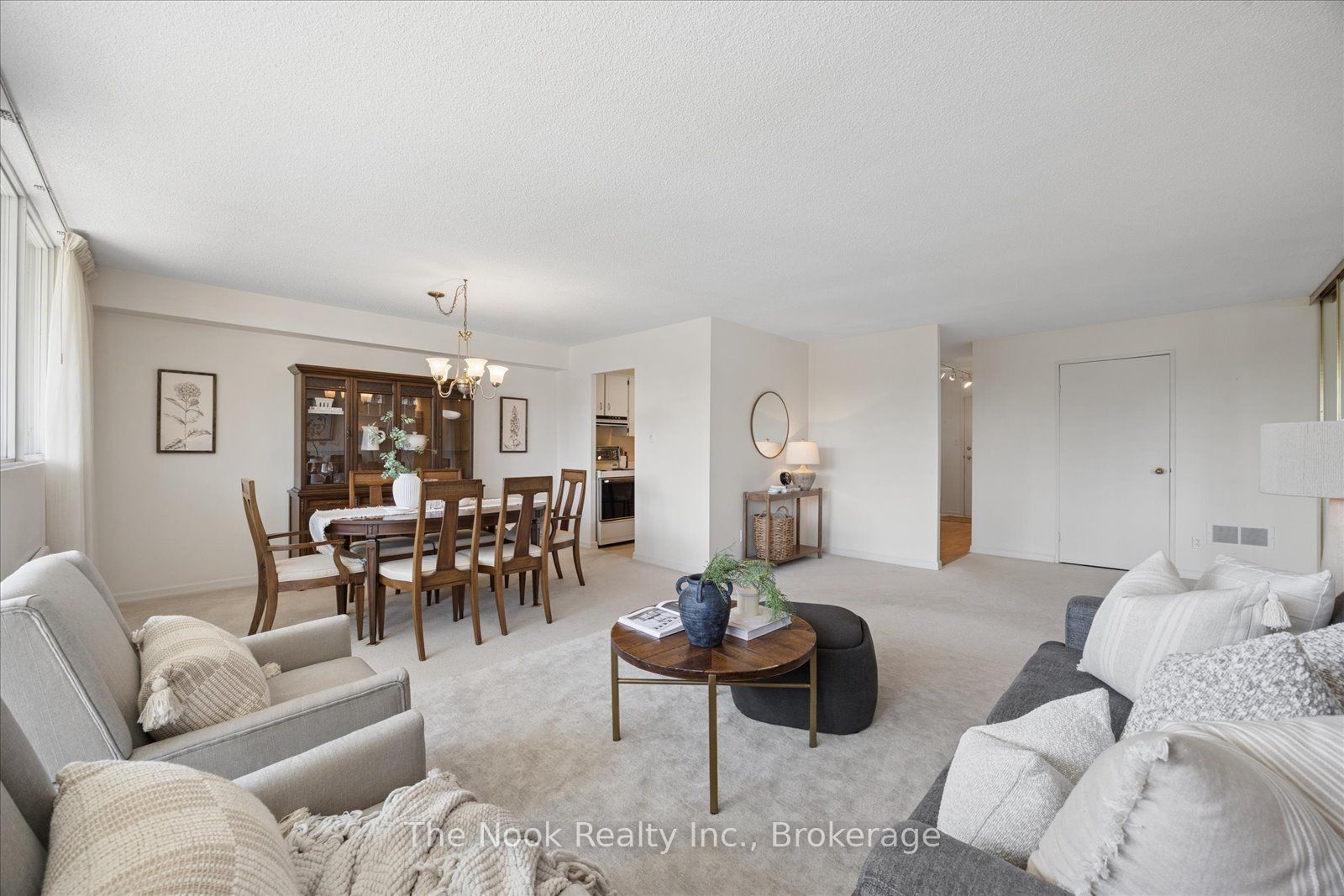 120 Elgin Street W 304 Property Photo 4