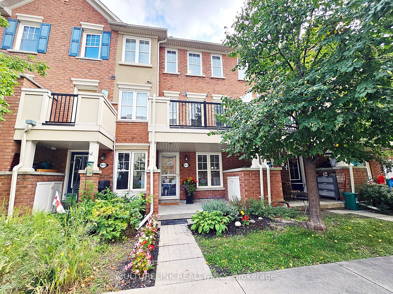 30 Mendelssohn Street 12 Property Photo 1