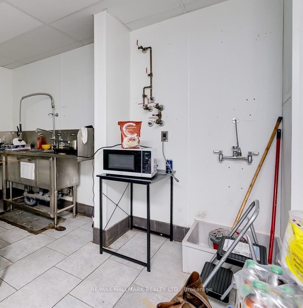 1417 Danforth Avenue Property Photo 24