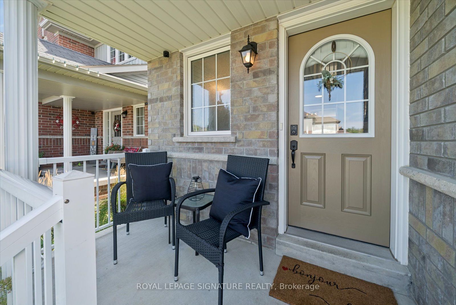 196 Mallory Street Property Photo 5