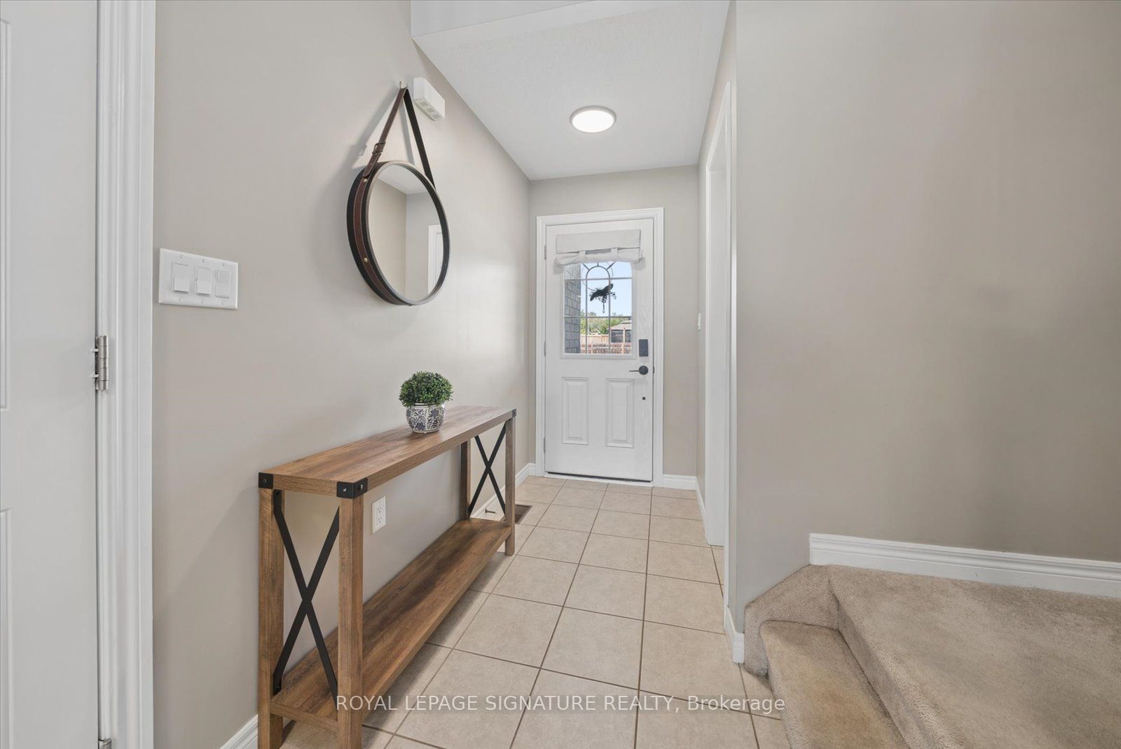 196 Mallory Street Property Photo 6