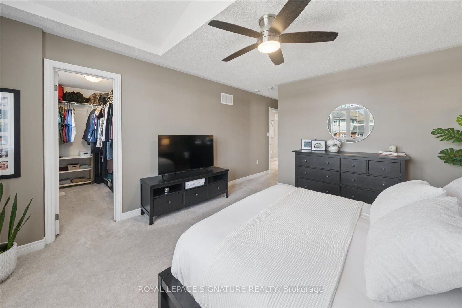 196 Mallory Street Property Photo 22