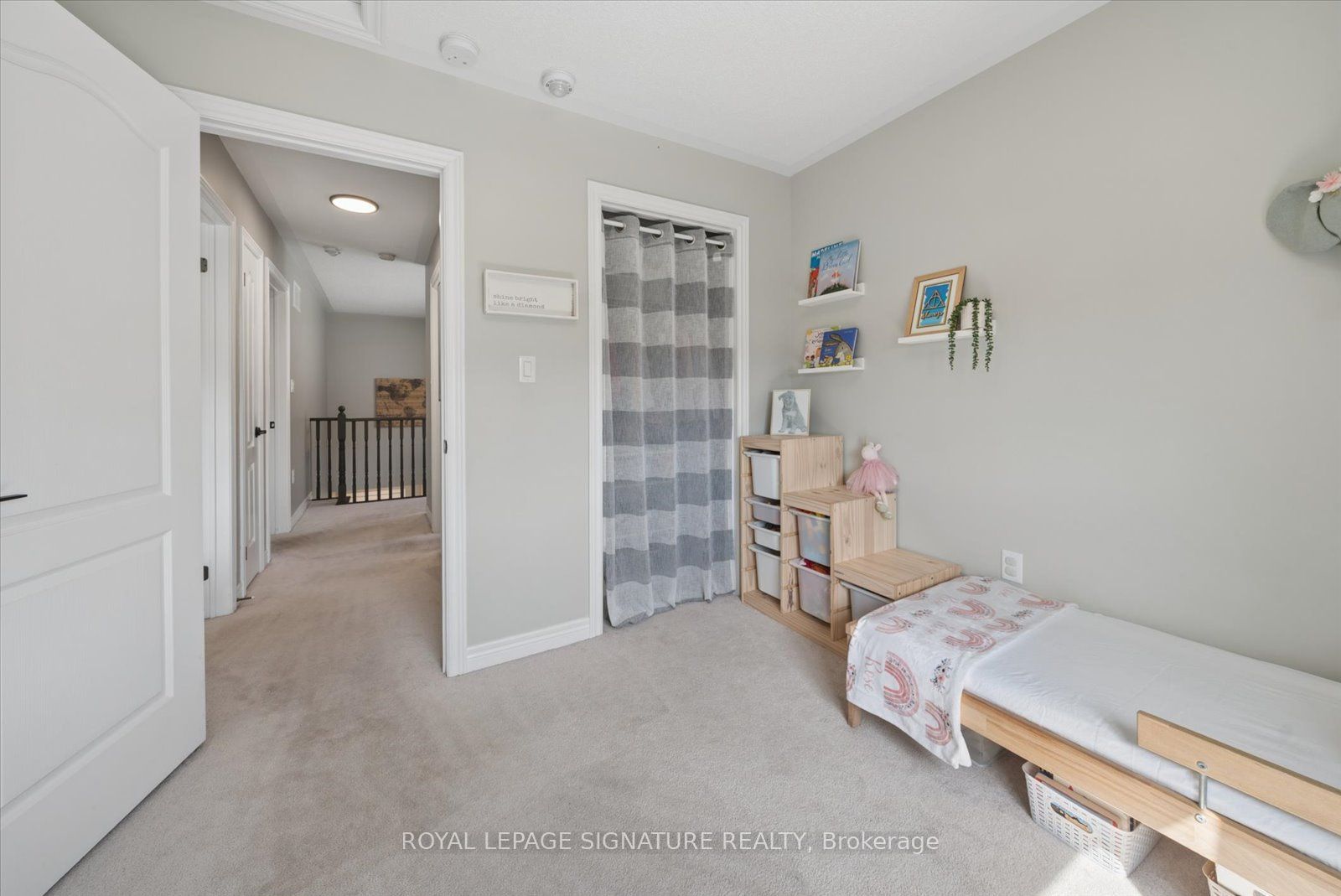 196 Mallory Street Property Photo 27