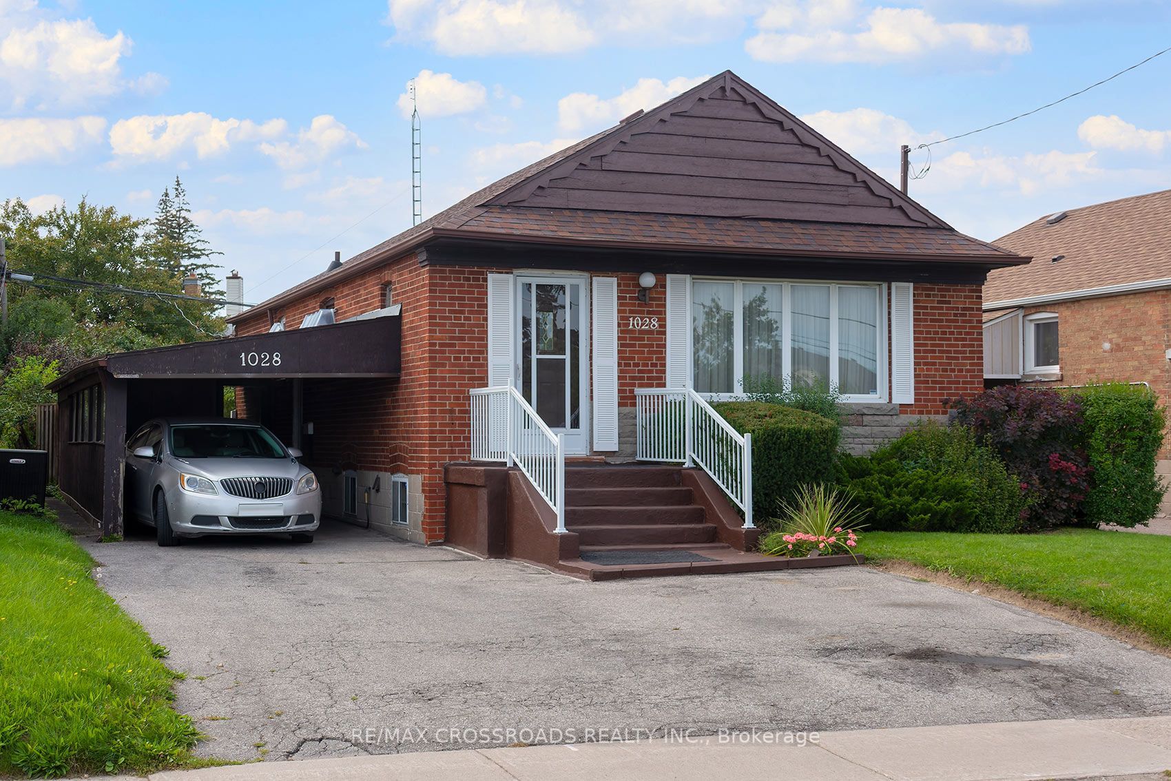 1028 Kennedy Road Property Photo 1