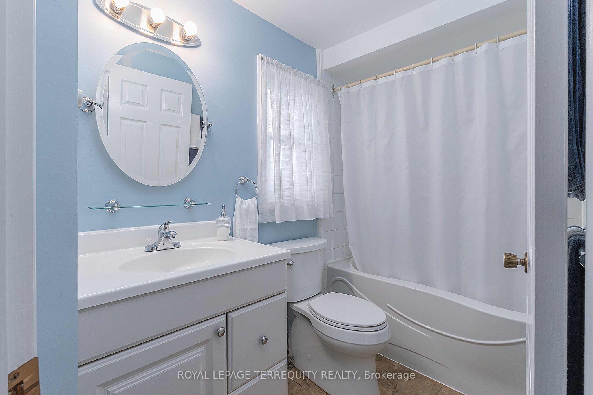 182 Chatfield Drive Property Photo 14