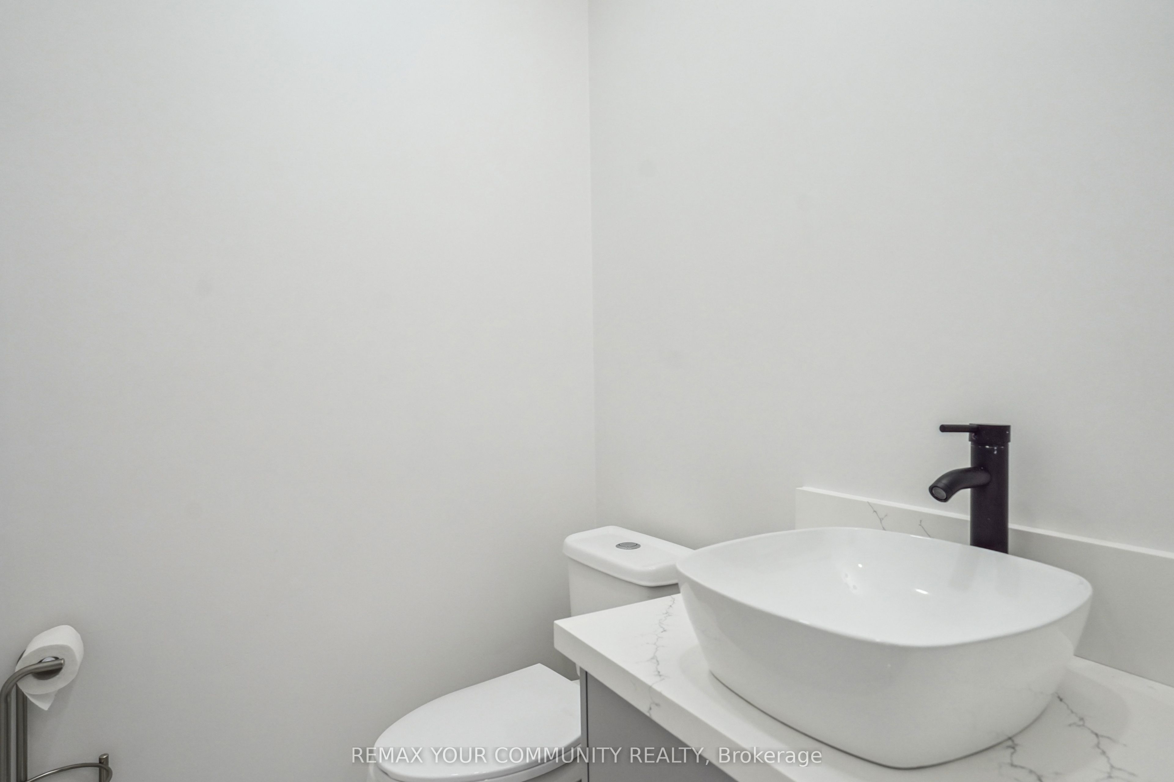 273 Delaney Drive Property Photo 11