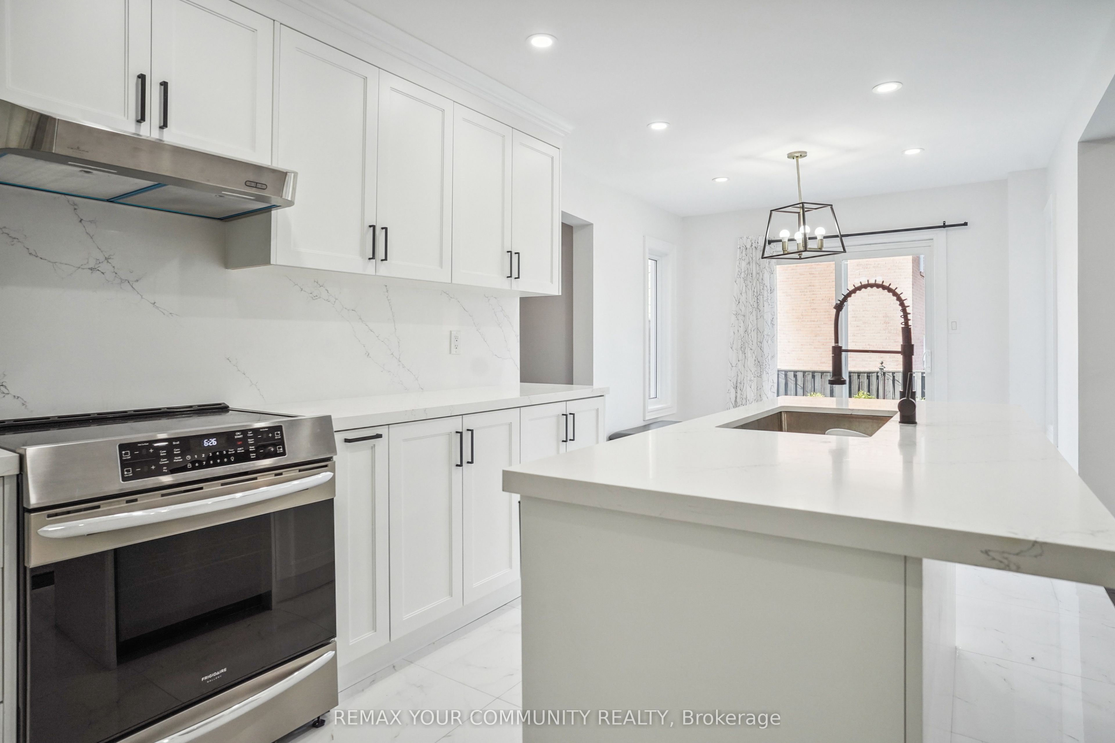 273 Delaney Drive Property Photo 19