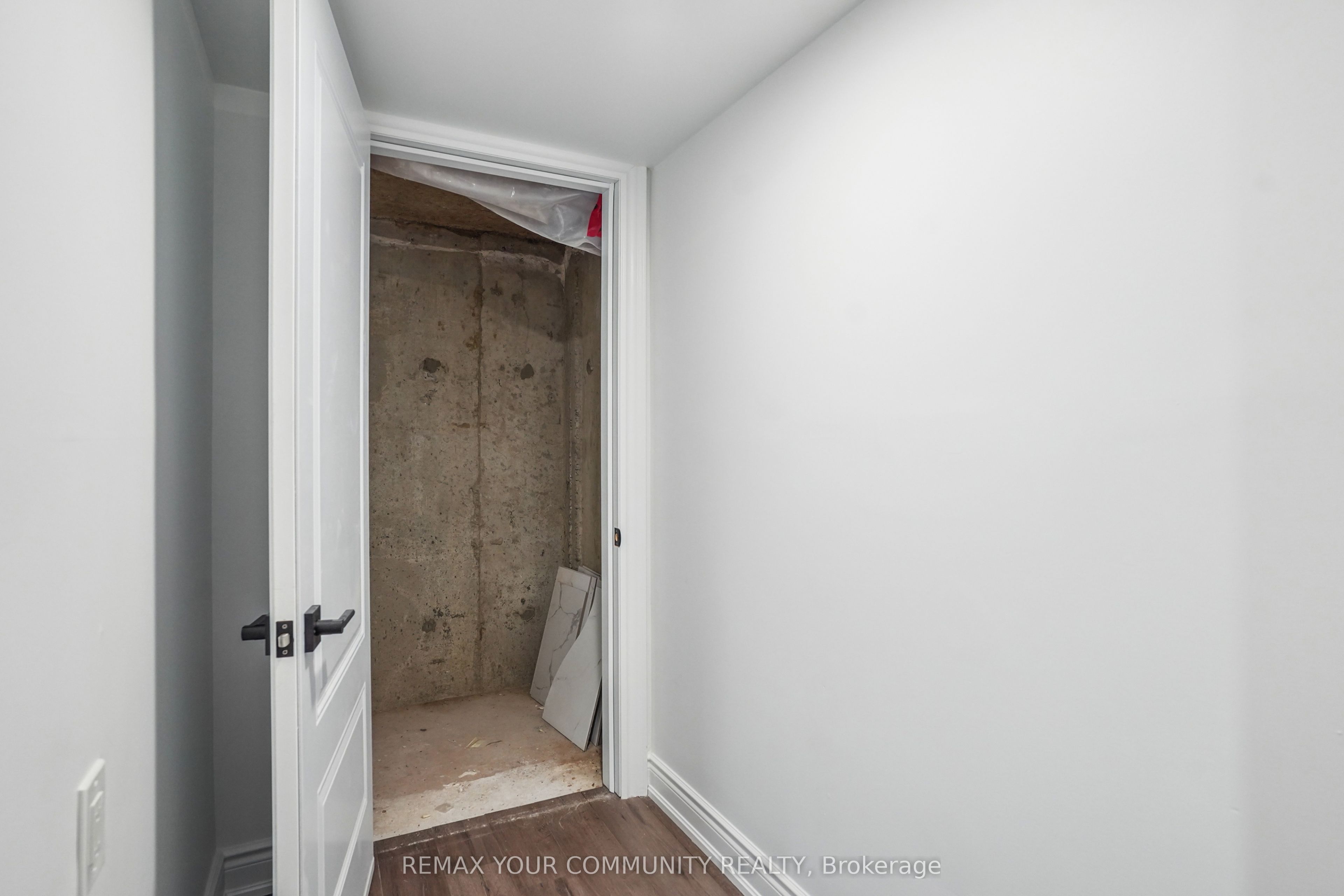273 Delaney Drive Property Photo 38