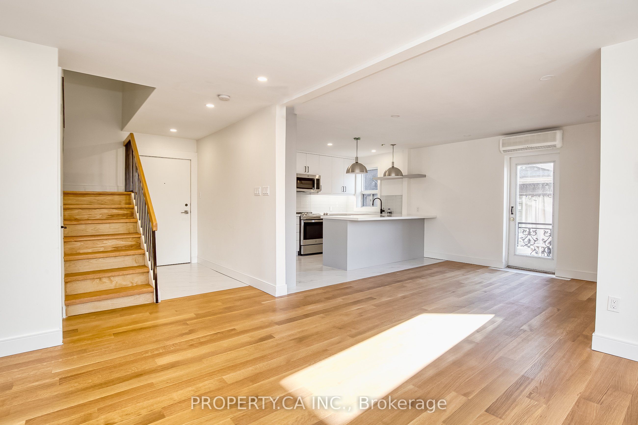 97 Lee Avenue Property Photo 3