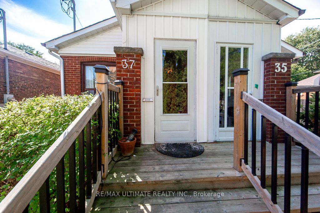 37 Gowan Avenue Property Photo 3