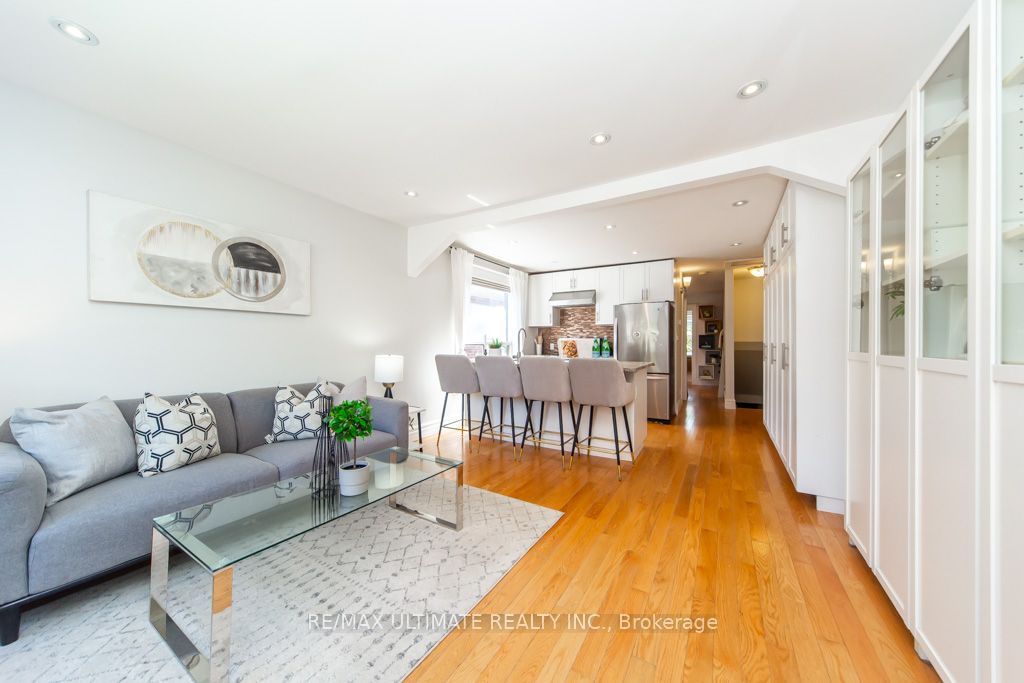 37 Gowan Avenue Property Photo 5
