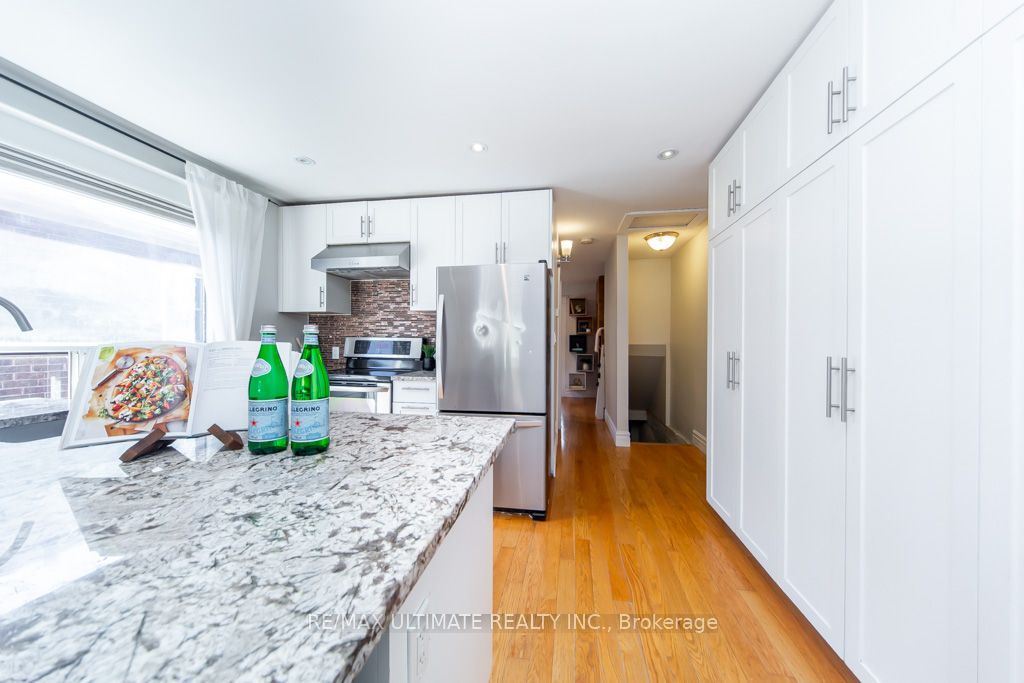 37 Gowan Avenue Property Photo 11