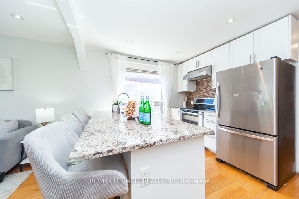 37 Gowan Avenue Property Photo 12