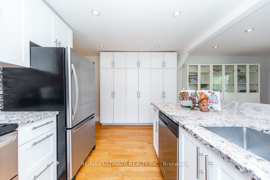 37 Gowan Avenue Property Photo 15