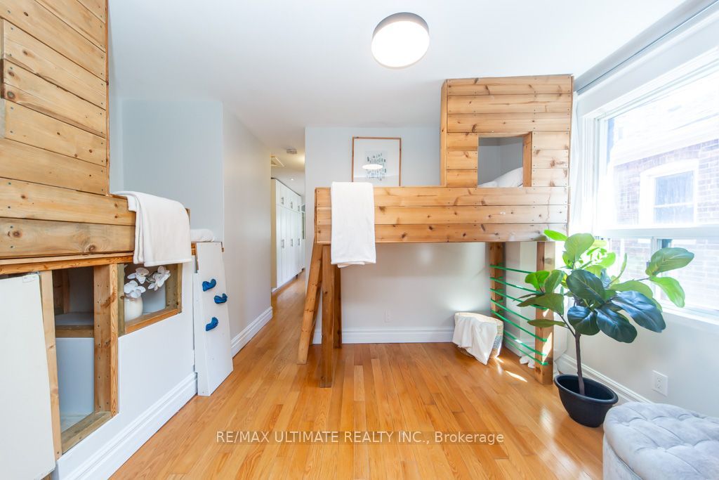 37 Gowan Avenue Property Photo 19