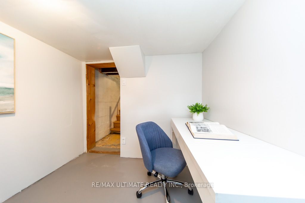 37 Gowan Avenue Property Photo 28