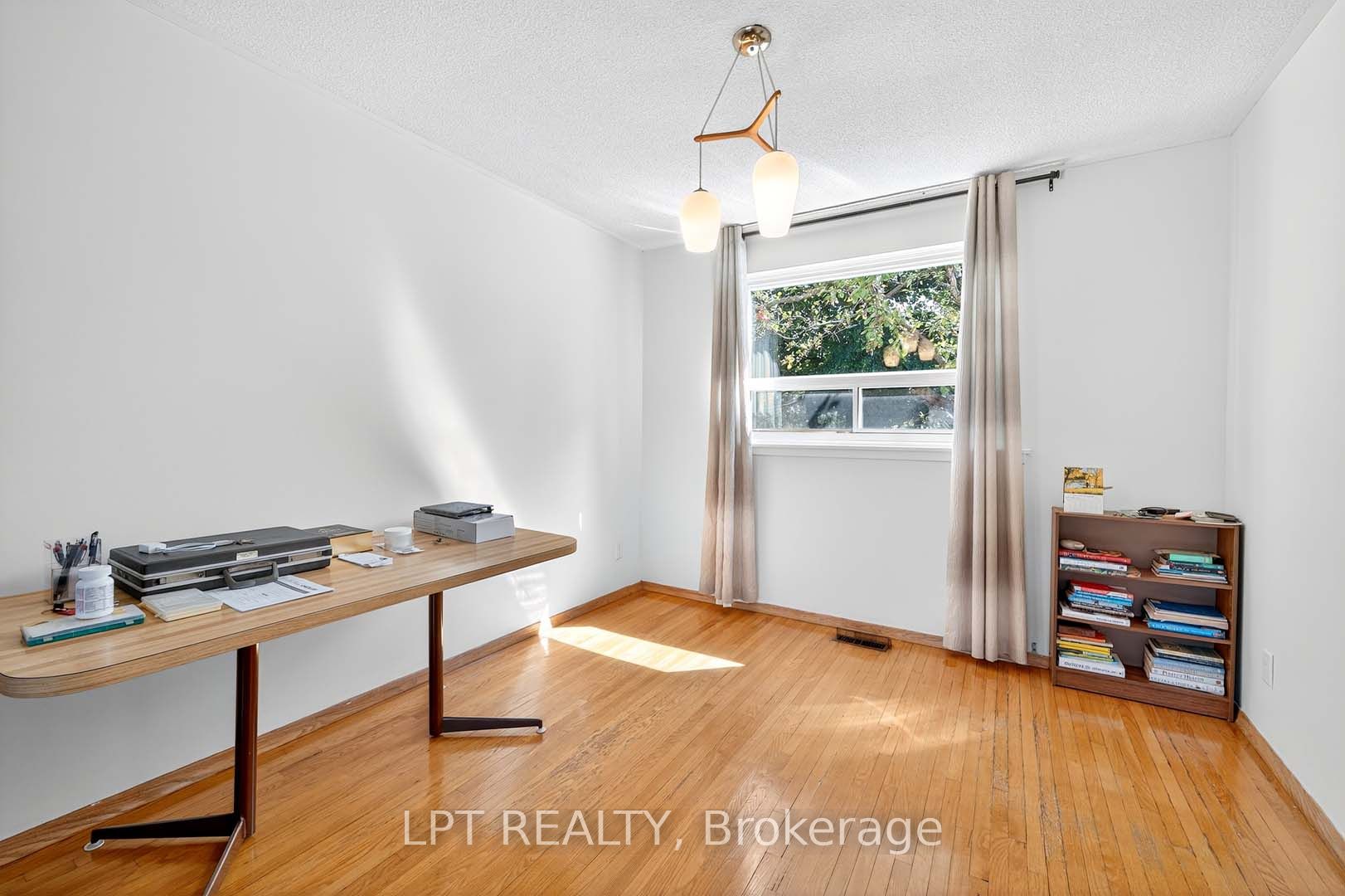49 Kentish Crescent Property Photo 7