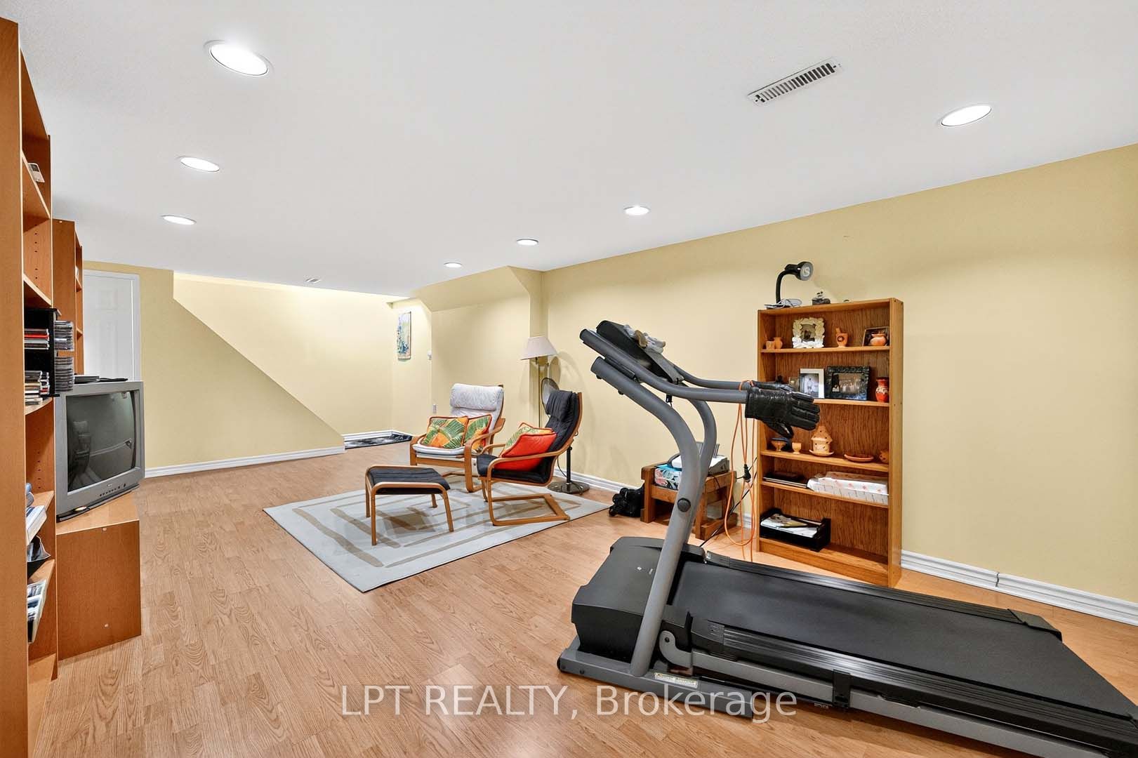 49 Kentish Crescent Property Photo 21