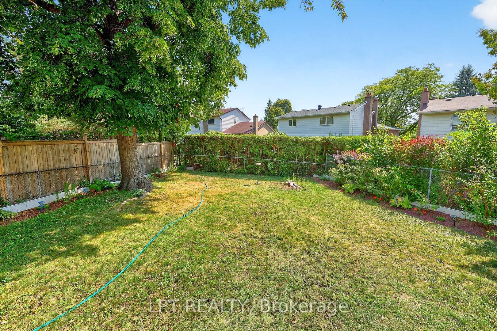 49 Kentish Crescent Property Photo 31