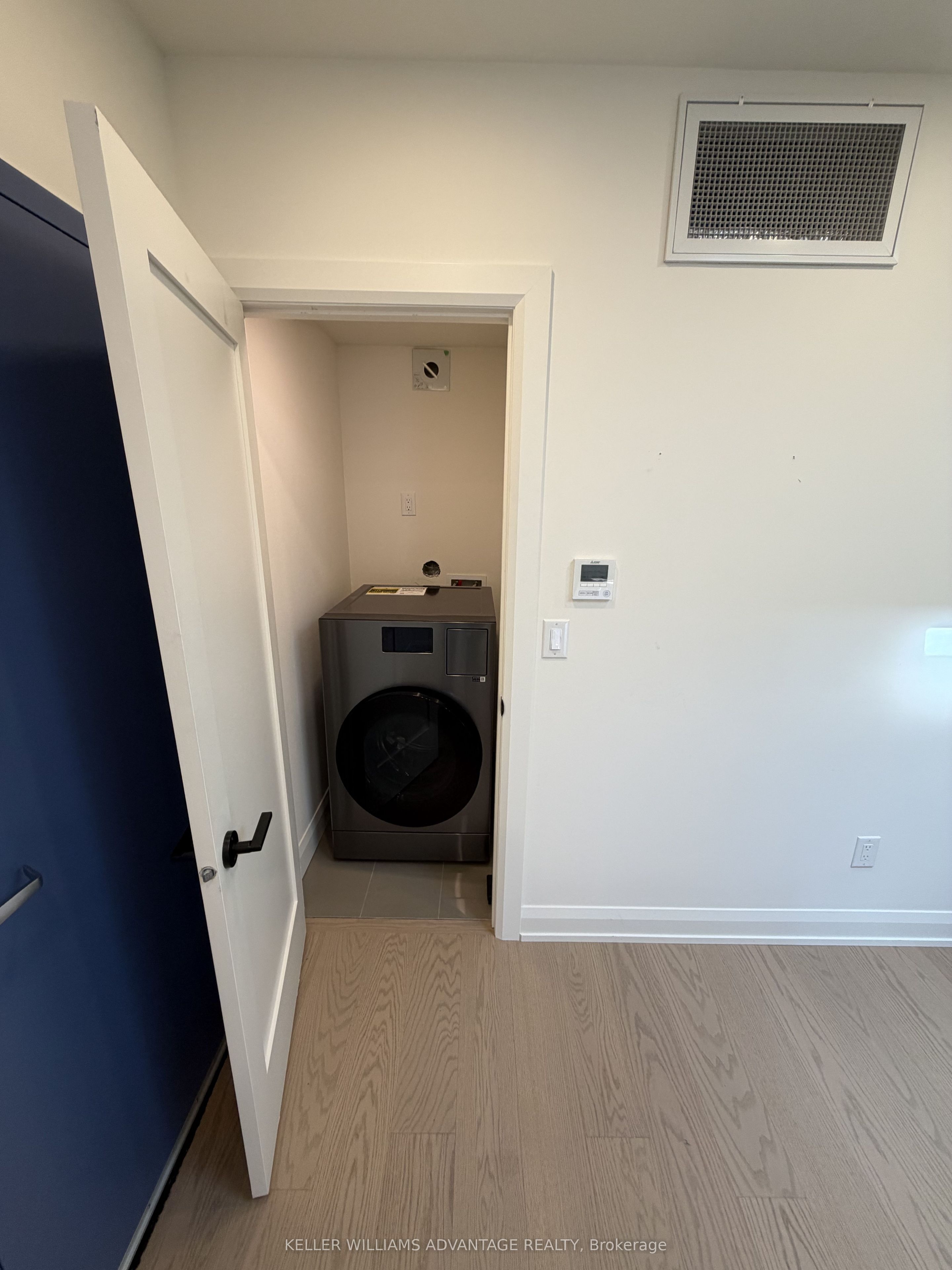 2034 Danforth Avenue 202 Property Photo 6