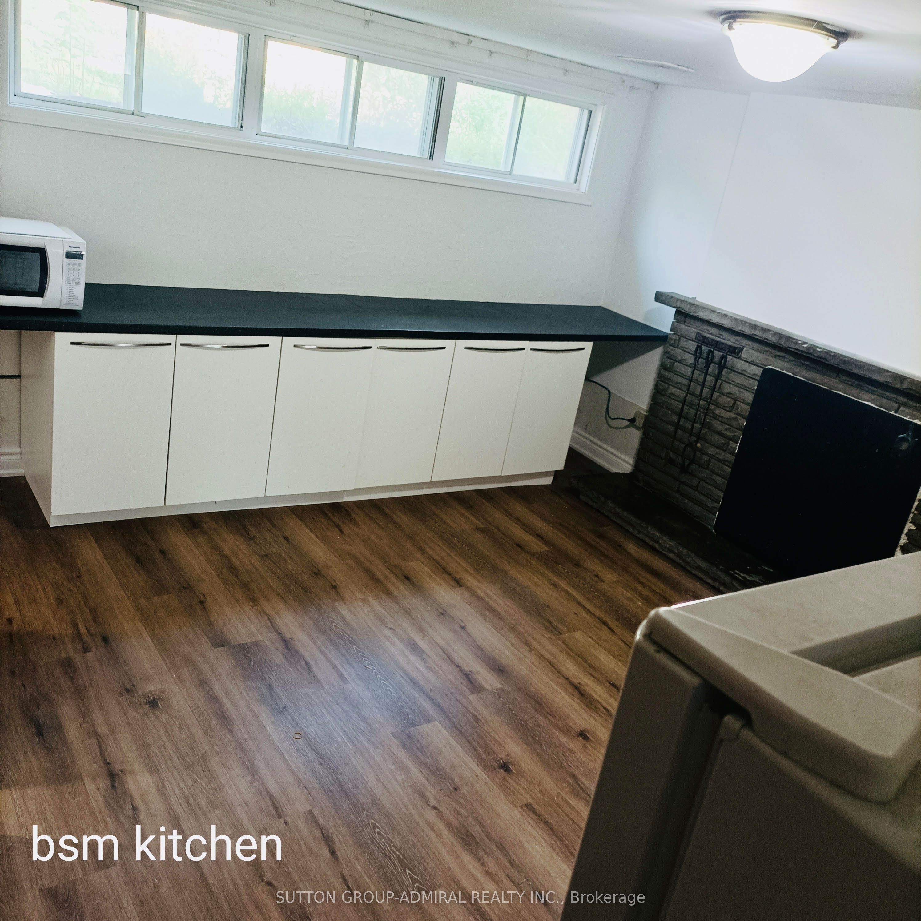 6 Highhill Drive Property Photo 5
