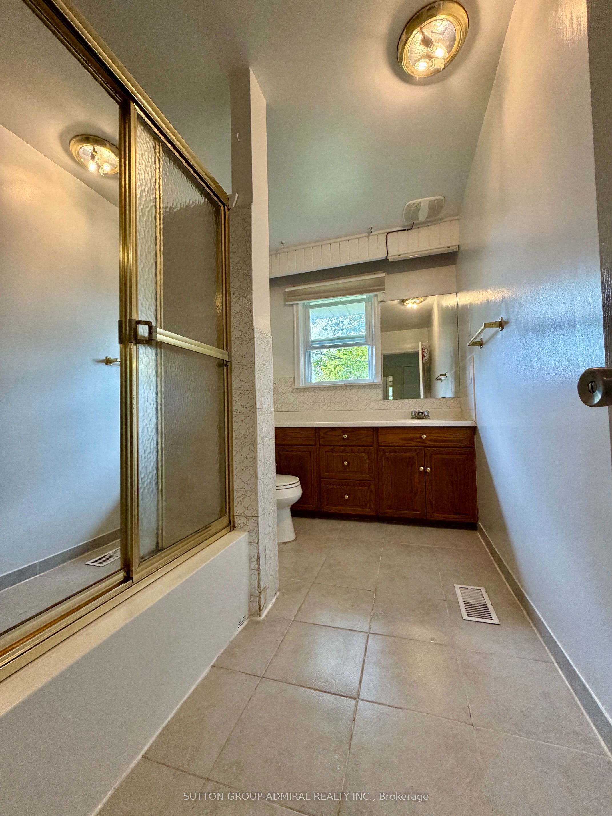 6 Highhill Drive Property Photo 18