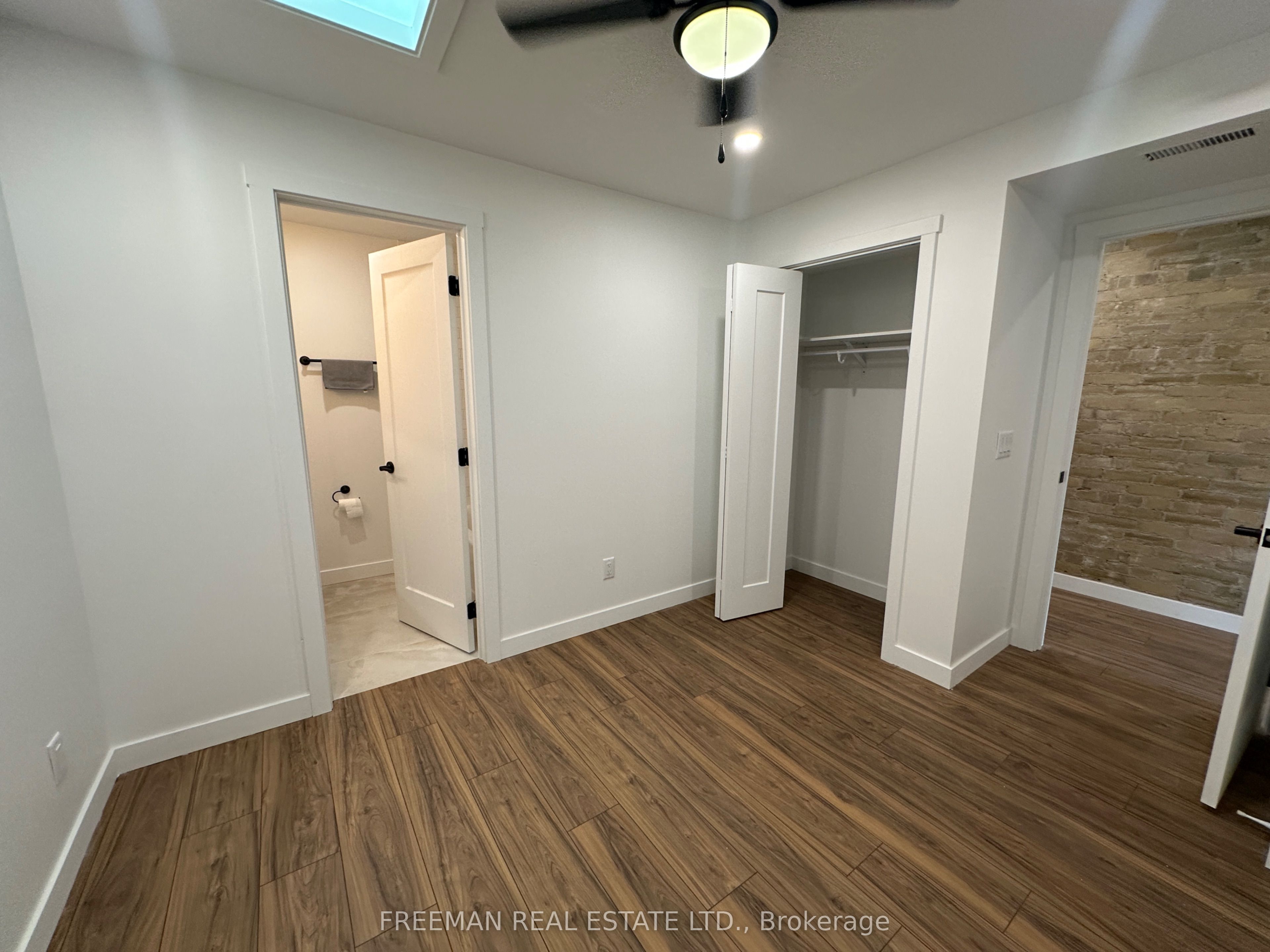 1029 Gerrard Street 2nd Floor Property Photo 11