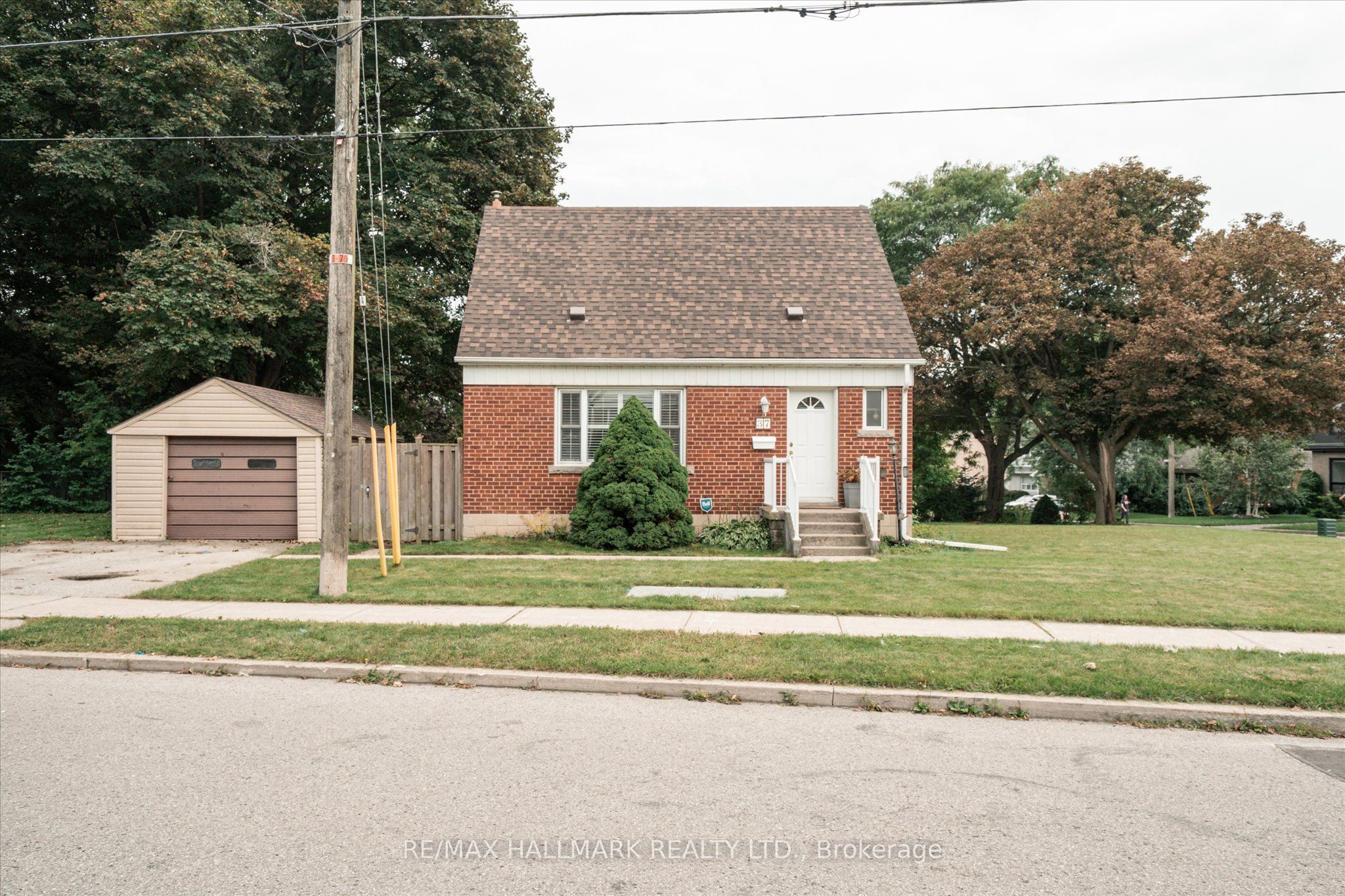 37 Holswade Road Property Photo 1