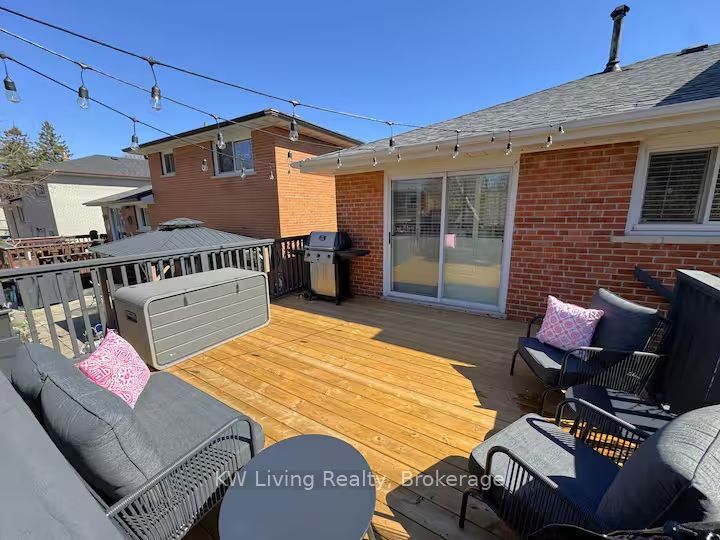 12 Munford Crescent Property Photo 25