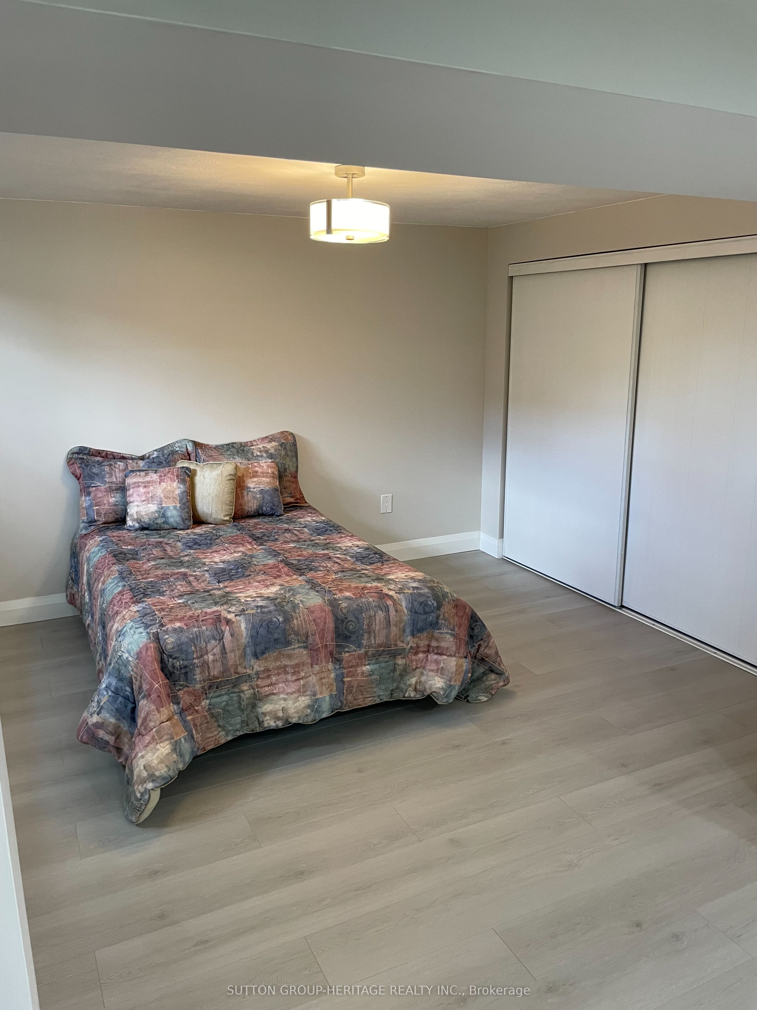160 Laurel Court Property Photo 23