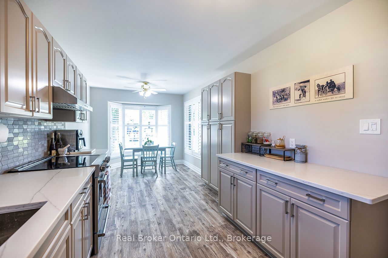 4 Birch Tree Lane Property Photo 10