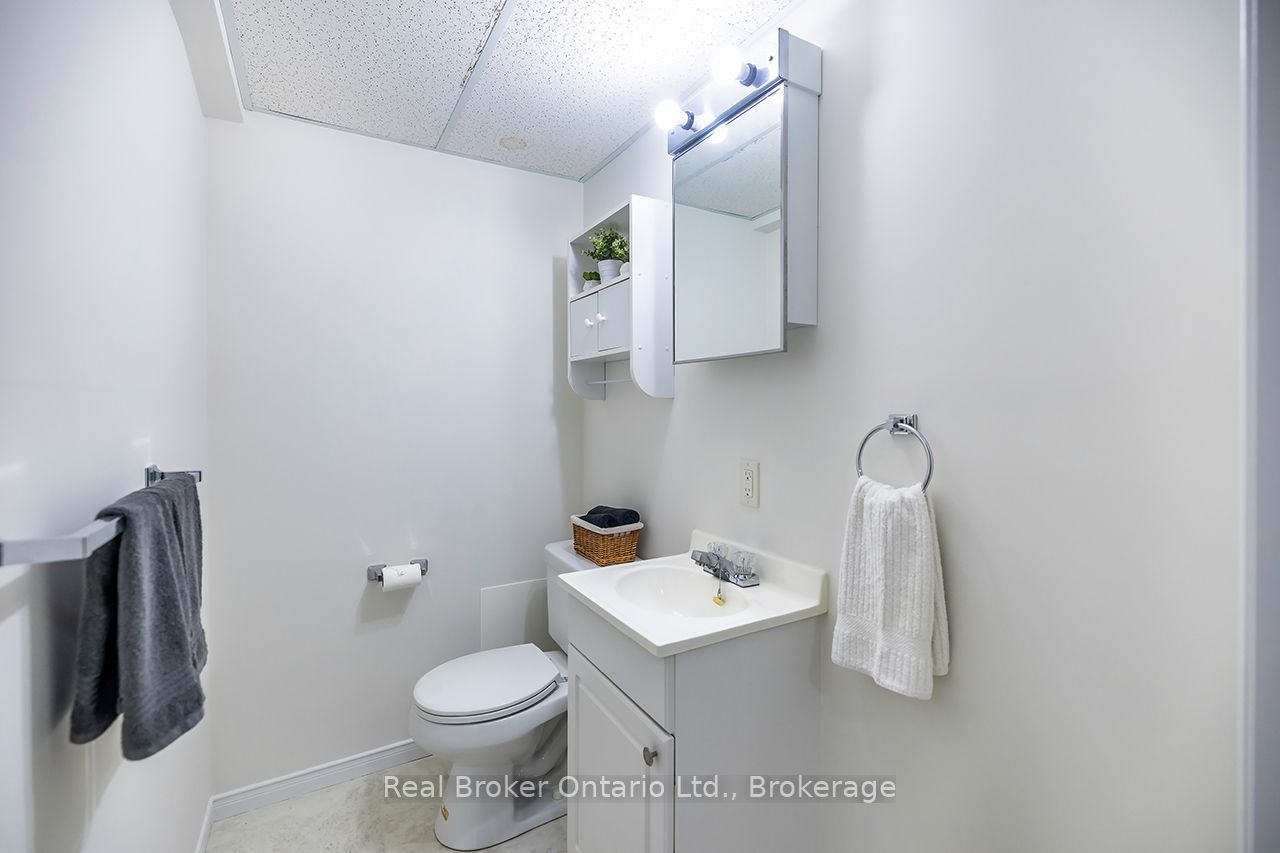 4 Birch Tree Lane Property Photo 36